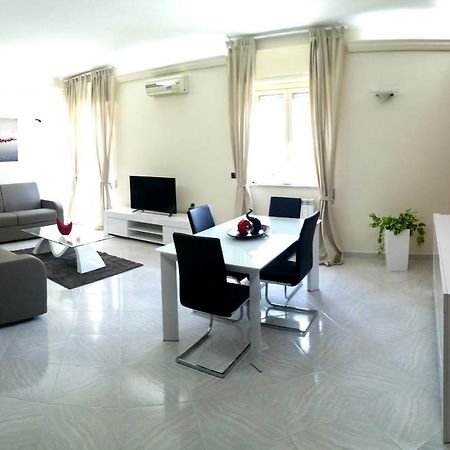 סירקוזה My Place מראה חיצוני תמונה