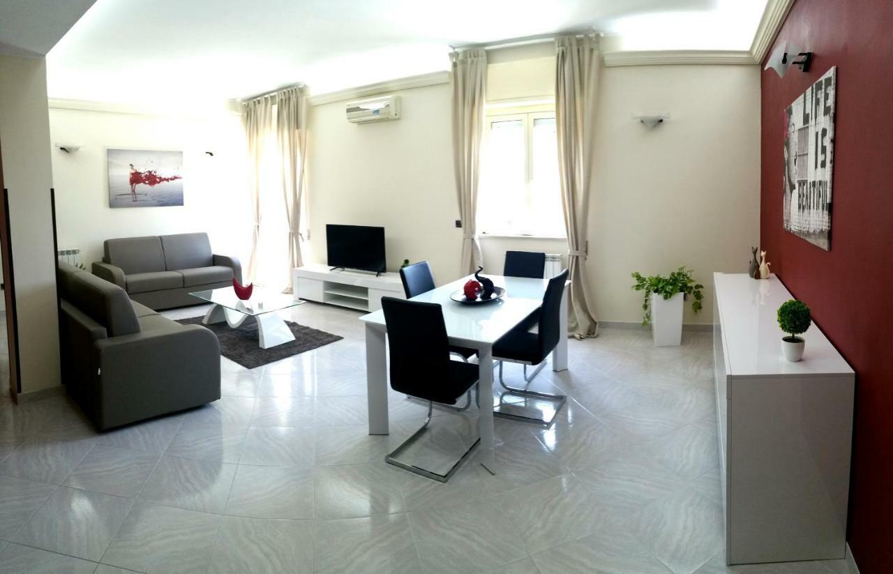סירקוזה My Place מראה חיצוני תמונה