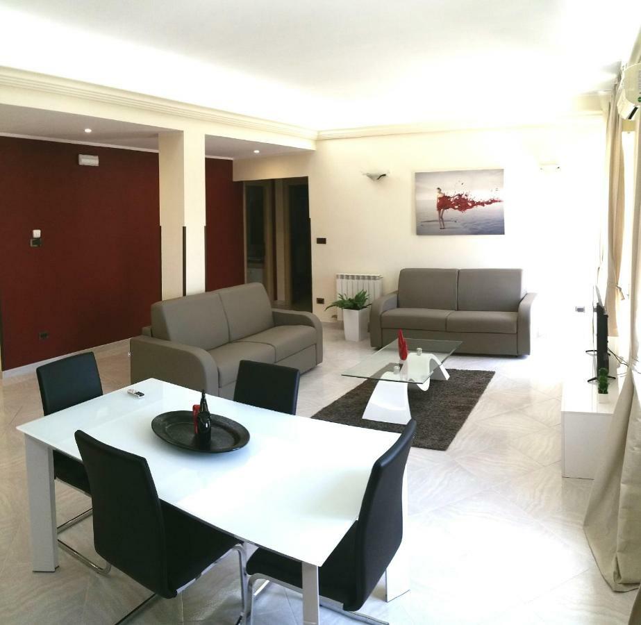סירקוזה My Place מראה חיצוני תמונה